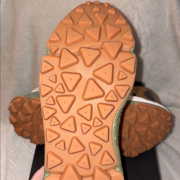 NWT Flower Mountain Yamano Uni Sneaker - Picture 14 of 14